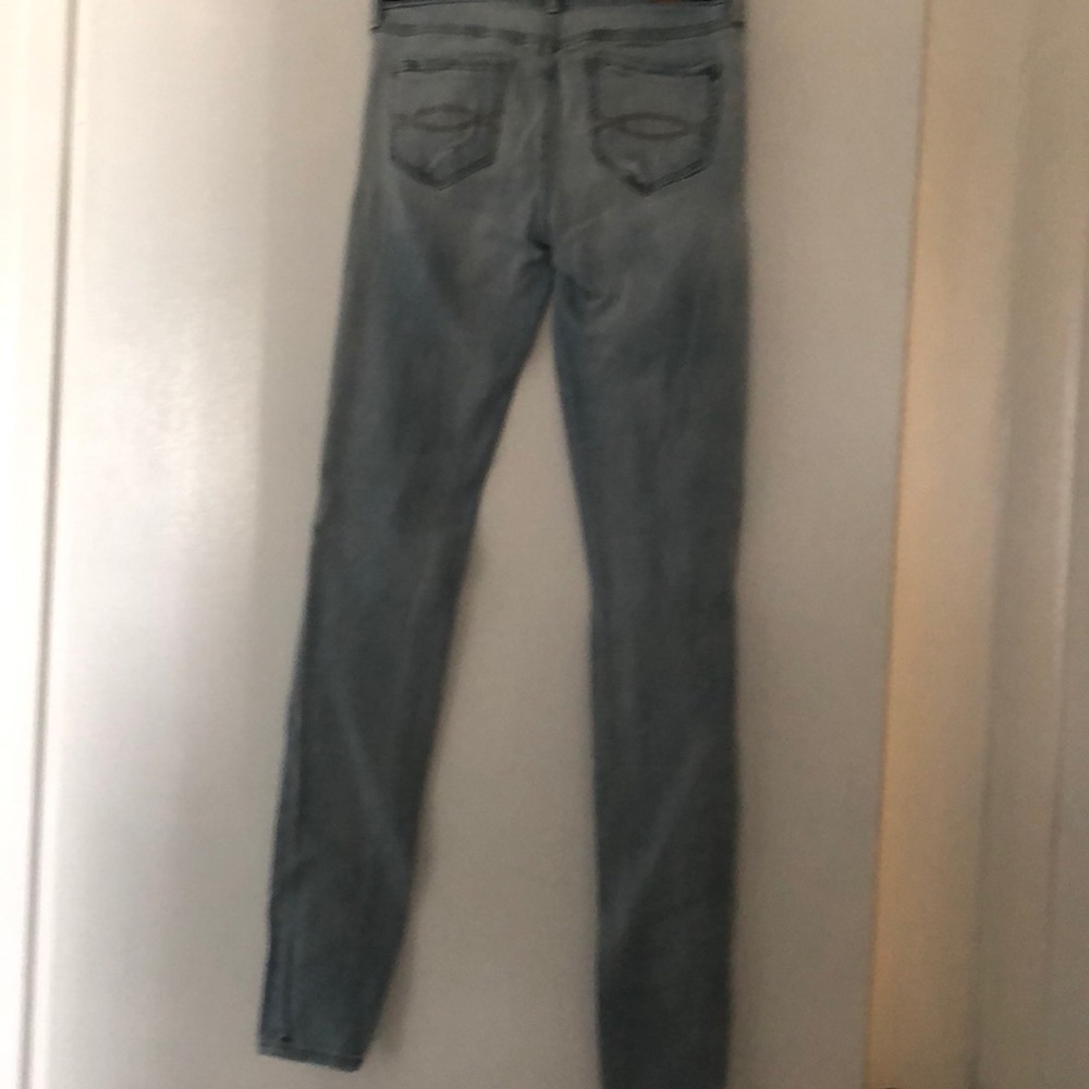 Jean - Picture 3 of 3